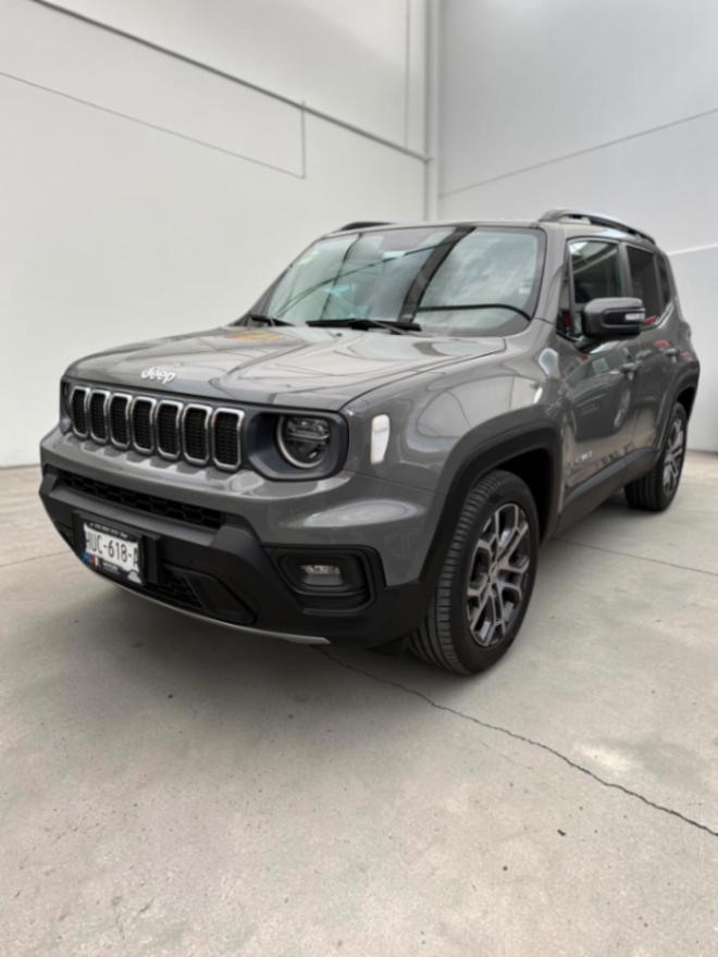 JEEP RENEGADE LATITUDE 2024 - Imagen 1