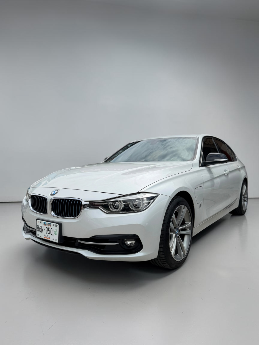 BMW 330E HYBRID 2018 - Imagen 1