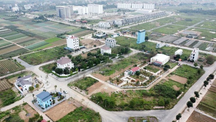 Phân Tích Vị Trí (Tiện ích và POI)