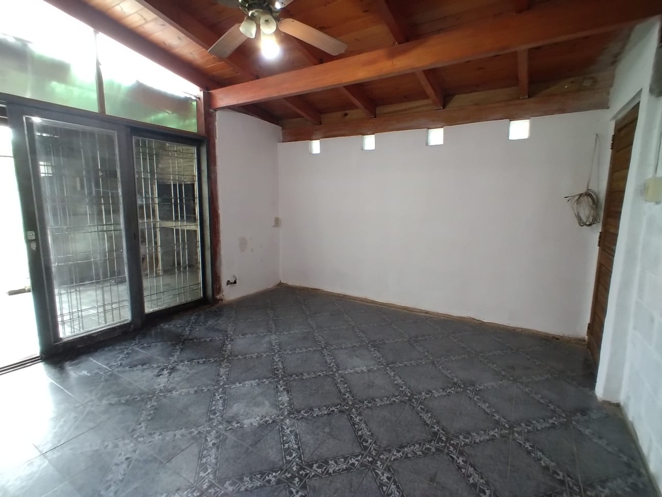 Casa en venta en Liceo 1 - Casa a la venta Apto Credito · 317 m²