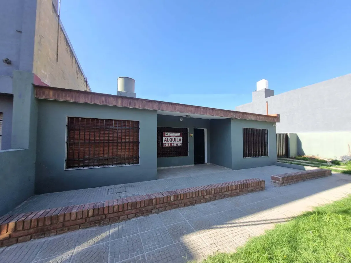 Casa en alquiler en Maria Lastenia - Casa en alquiler · 150 m²