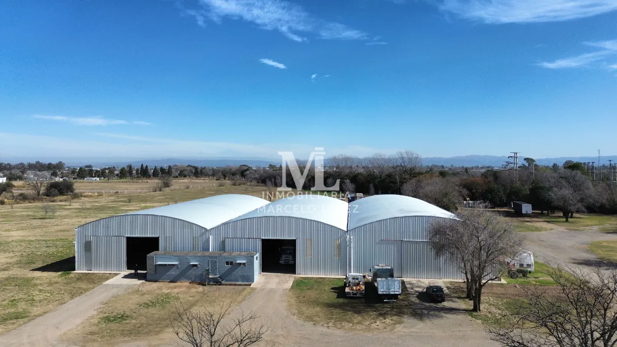 Galpon en alquiler en Villa Gran Parque - Galpón en alquiler · 1000 m²