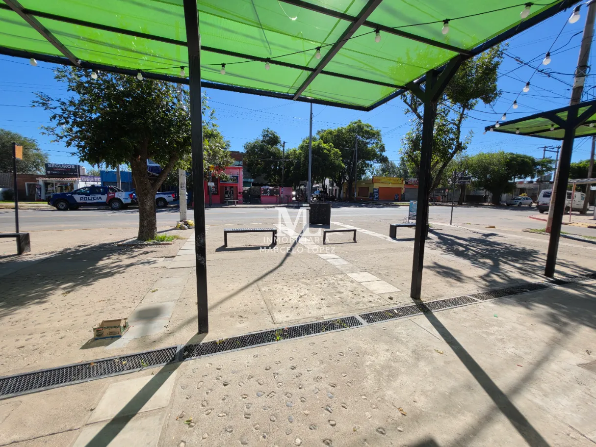 Local en alquiler en Guinazu - Foto 4
