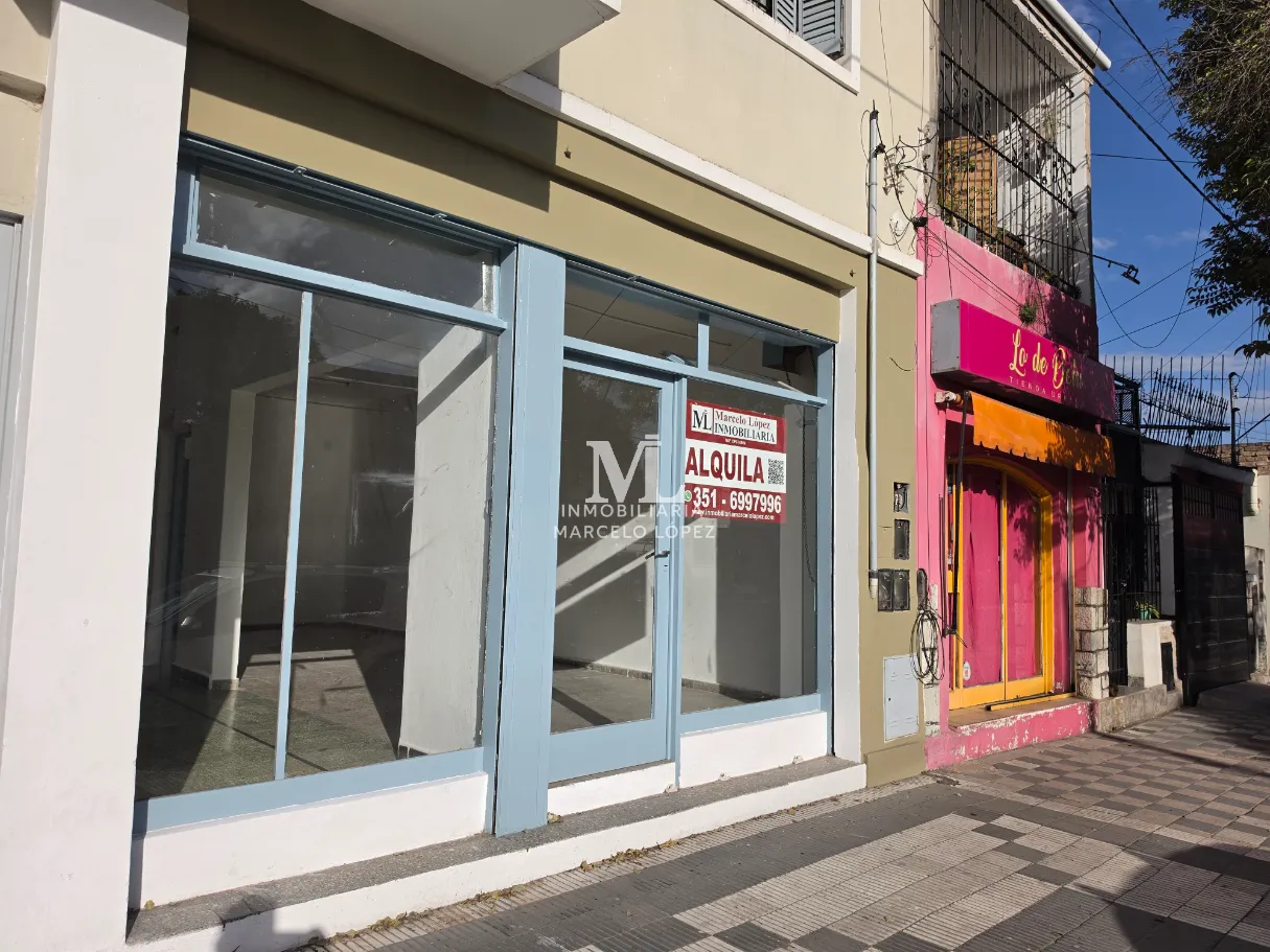 Local en alquiler en Los Paraísos - Local en alquiler · 60 m²