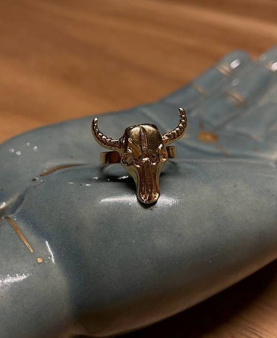 Anillo Cráneo de Toro
