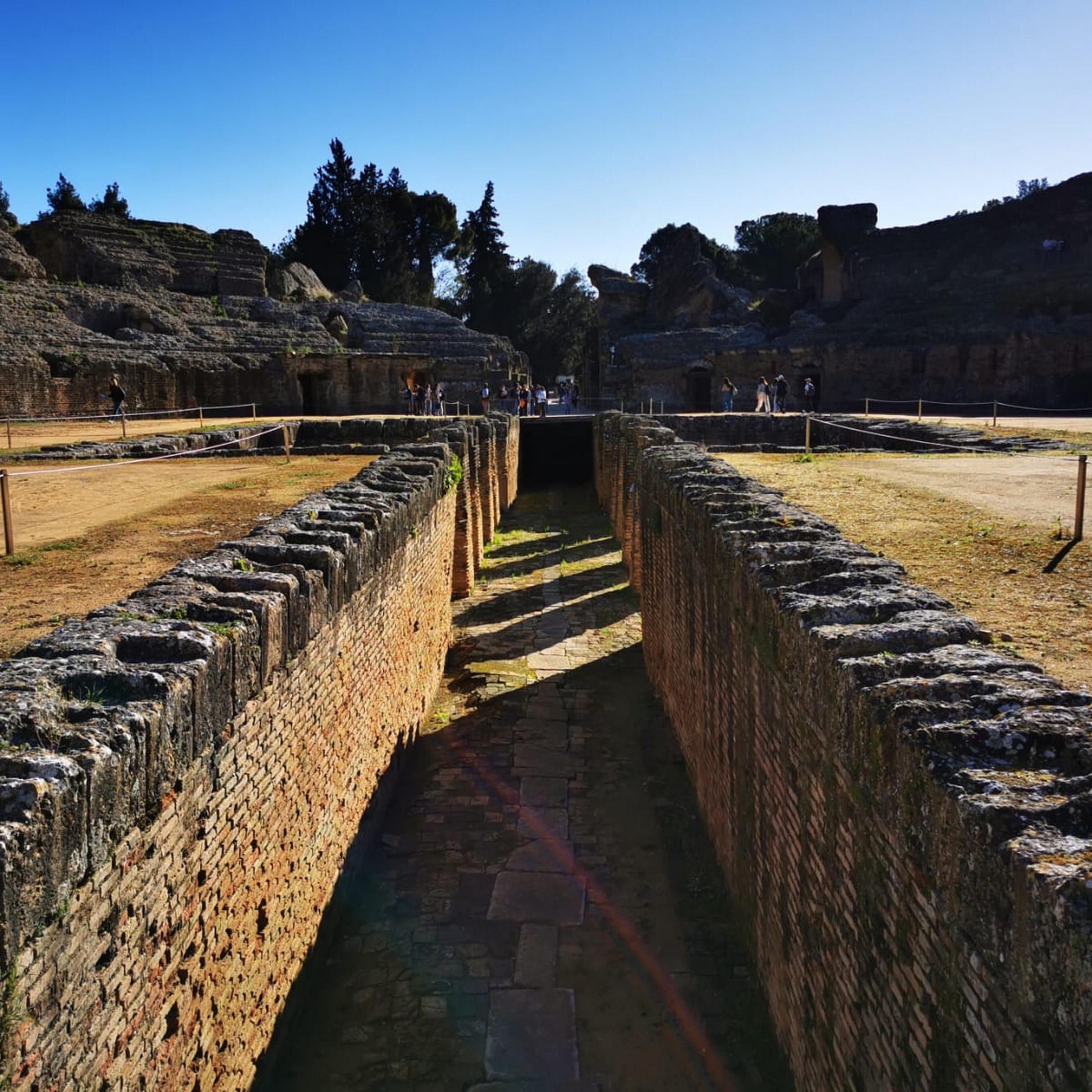 ANFITEATRO ROMANO