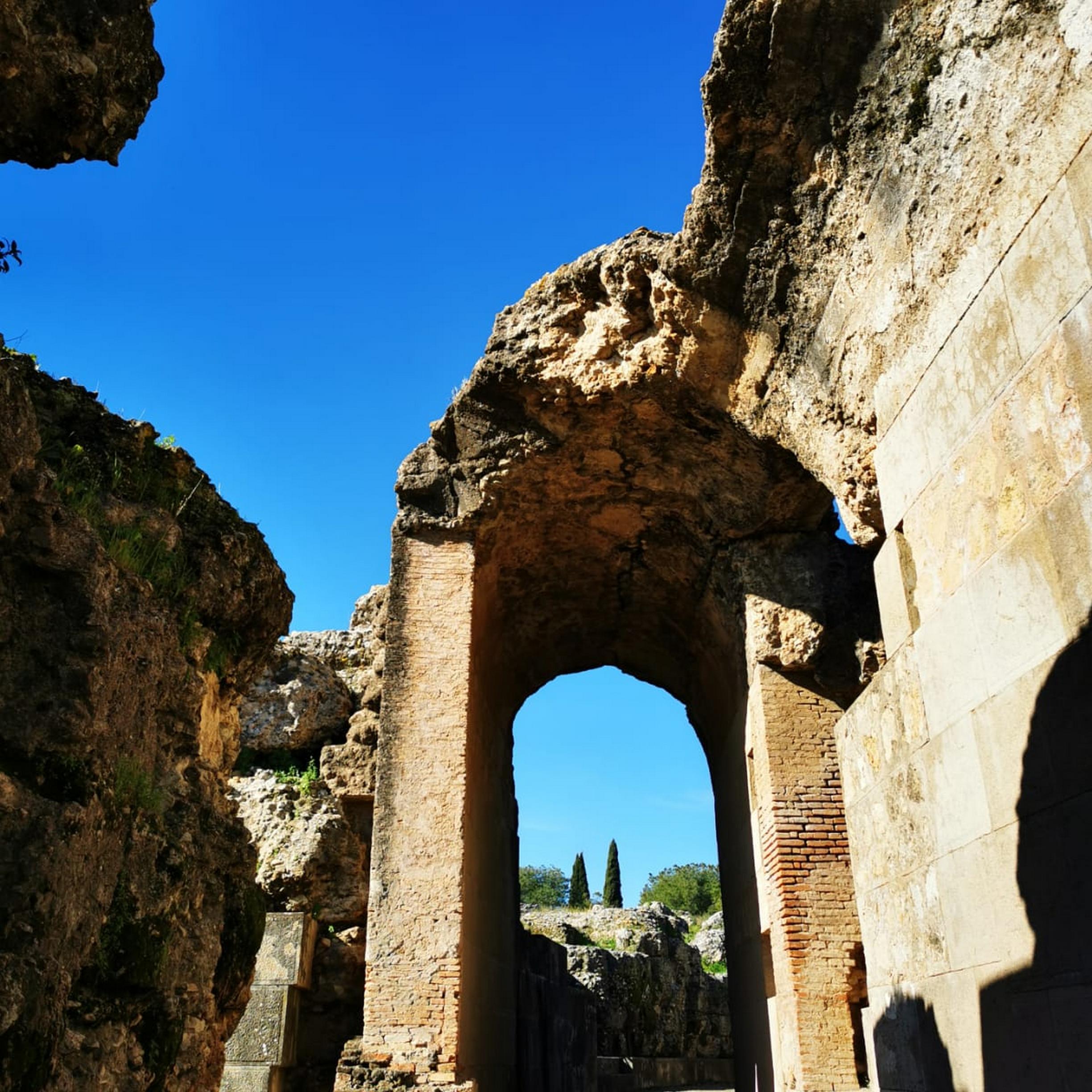 ANFITEATRO ROMANO