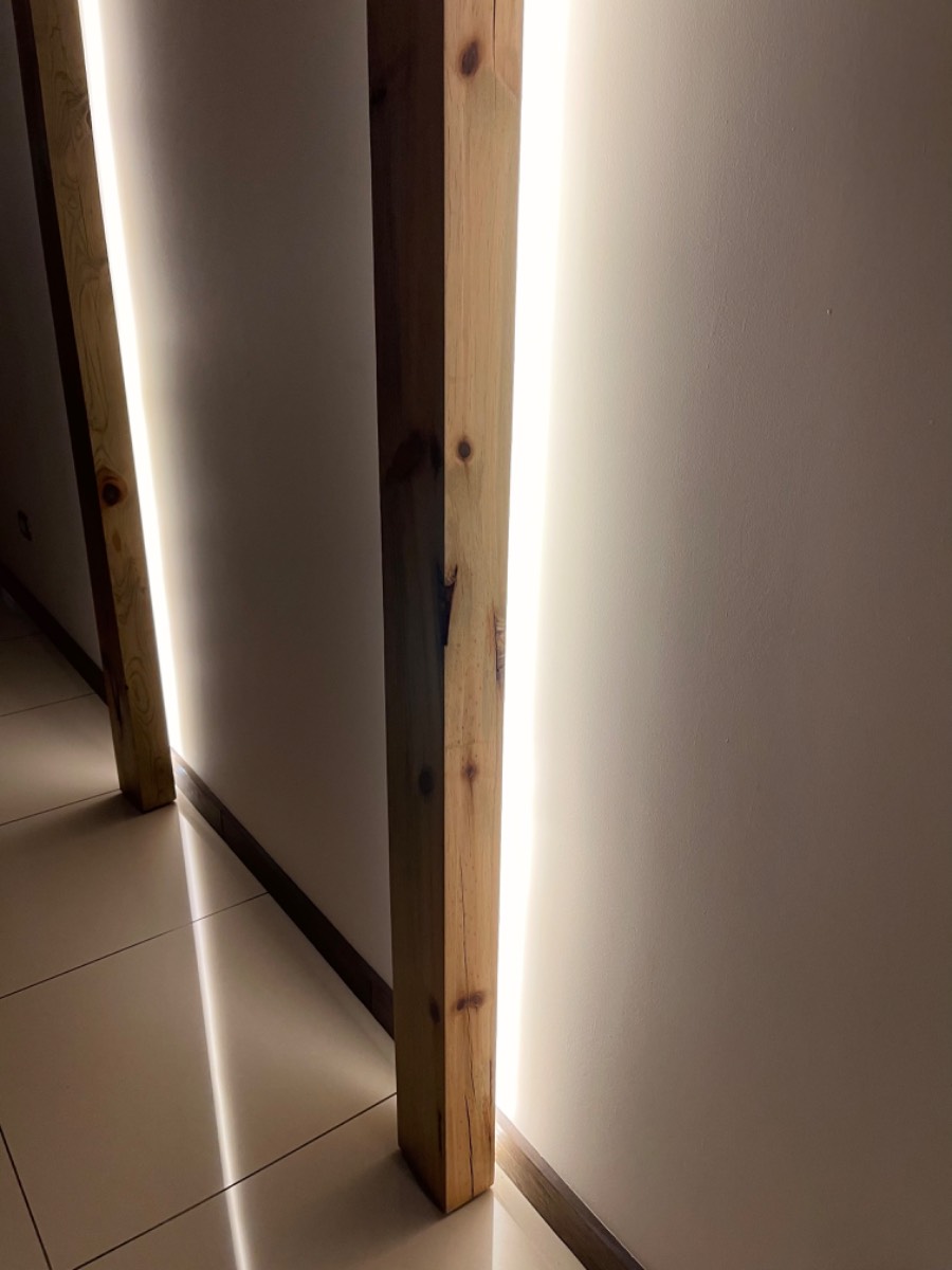 Lámpara LED vertical (unidad)