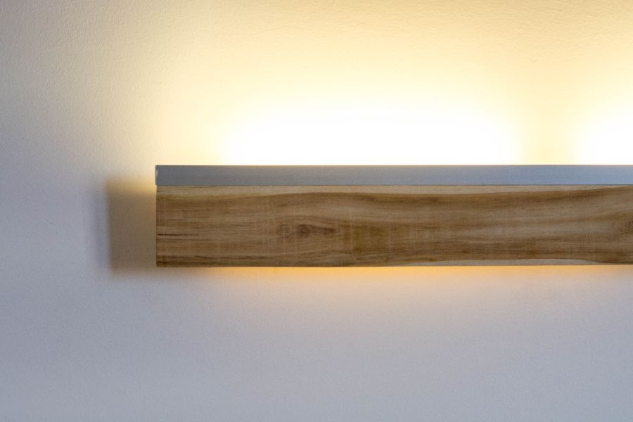 Lampara LED de pared con madera Teca