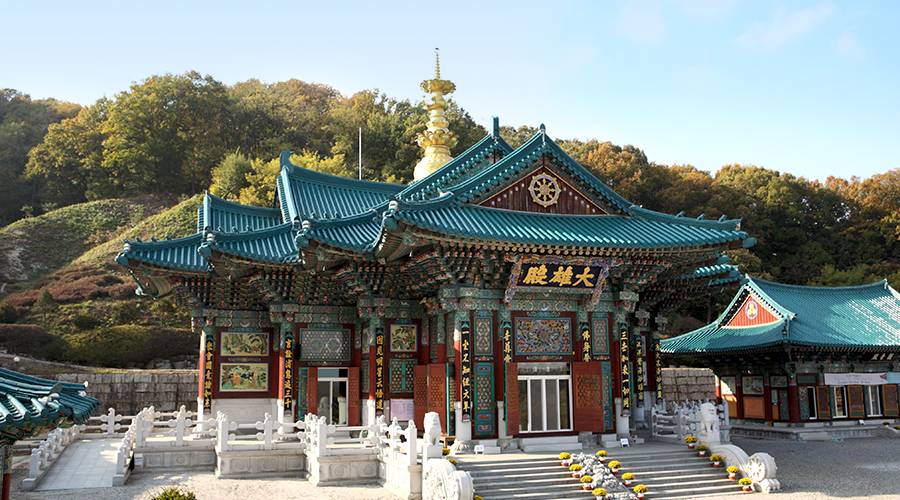 법륜사 전경