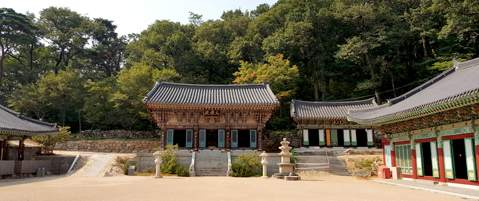 성주사 전경