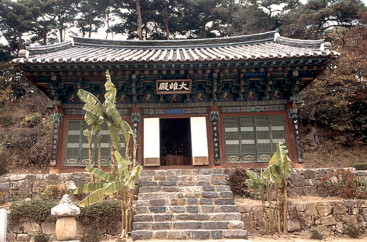 영랑사 전경
