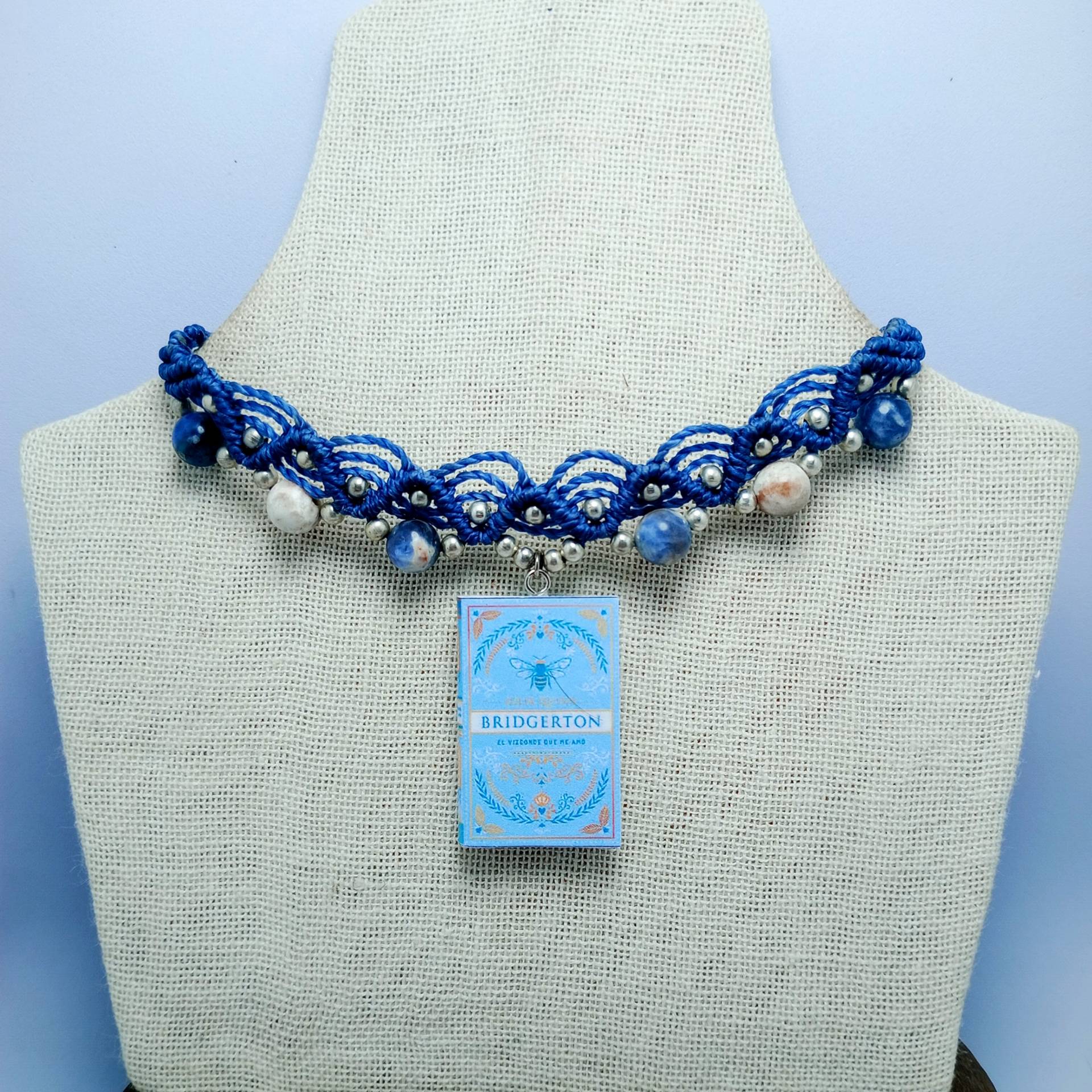 Choker Bridgerton con Sodalita