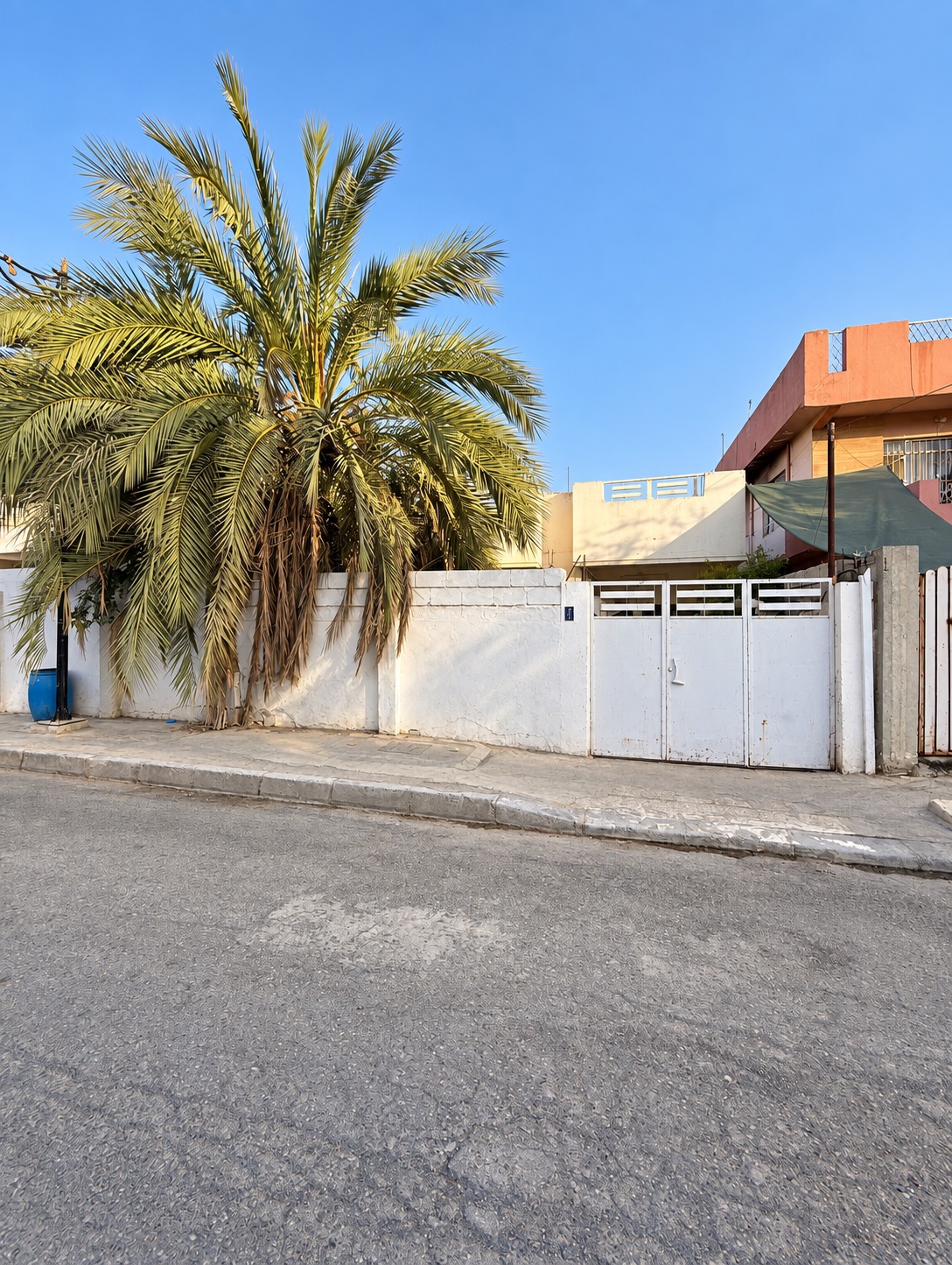 دار في حي العربي خلف أسواق الشجرة