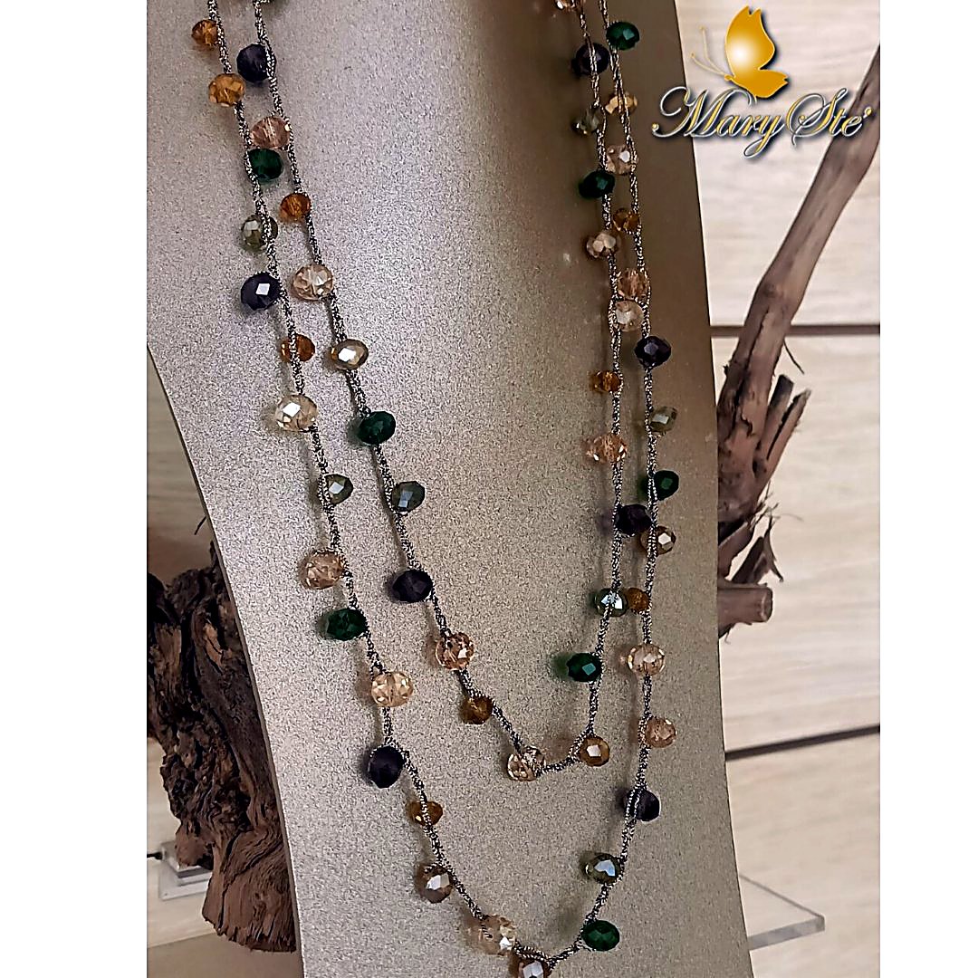 COLLANA LUNGA CON FILO DI SETA E CRISTALLO