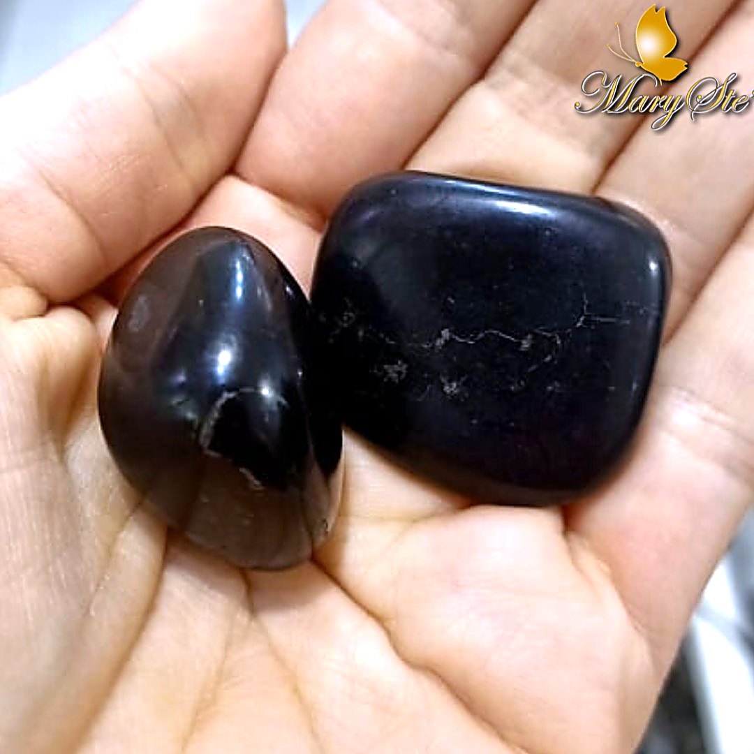 SHUNGITE