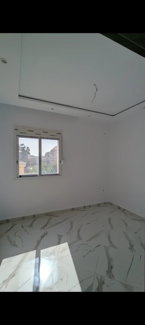 Appartement à vendre à Bab Azzouar
