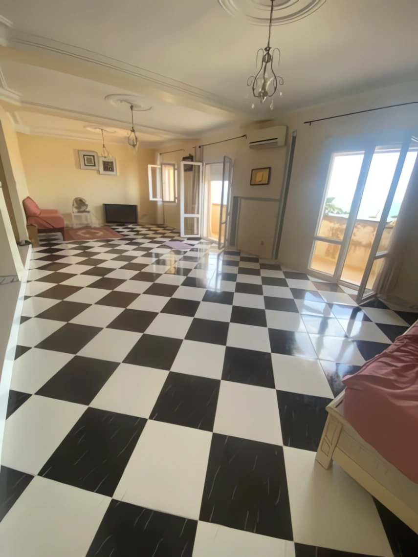 Maison à Fouka, 110m² - 4 pièces