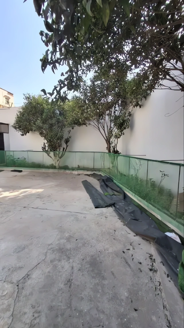 Maison à Oran, 400m² - 8 pièces