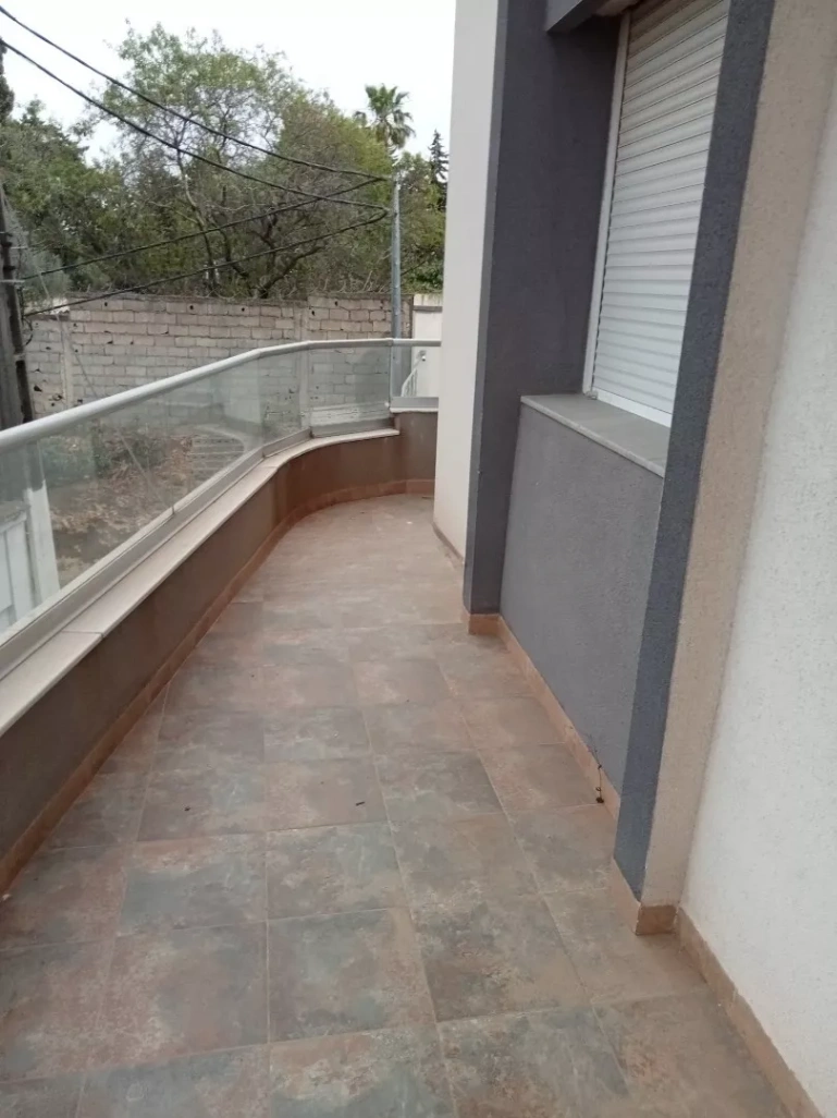 Appartement à louer à Hydra