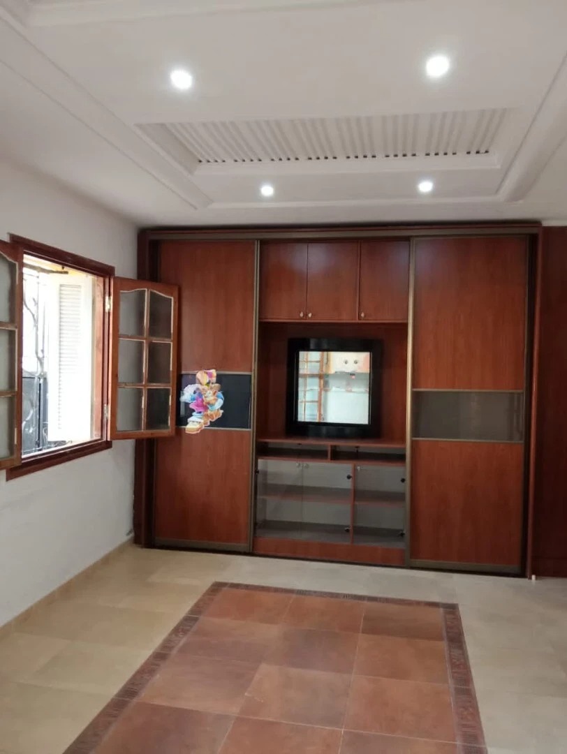Appartement à louer à Souidania