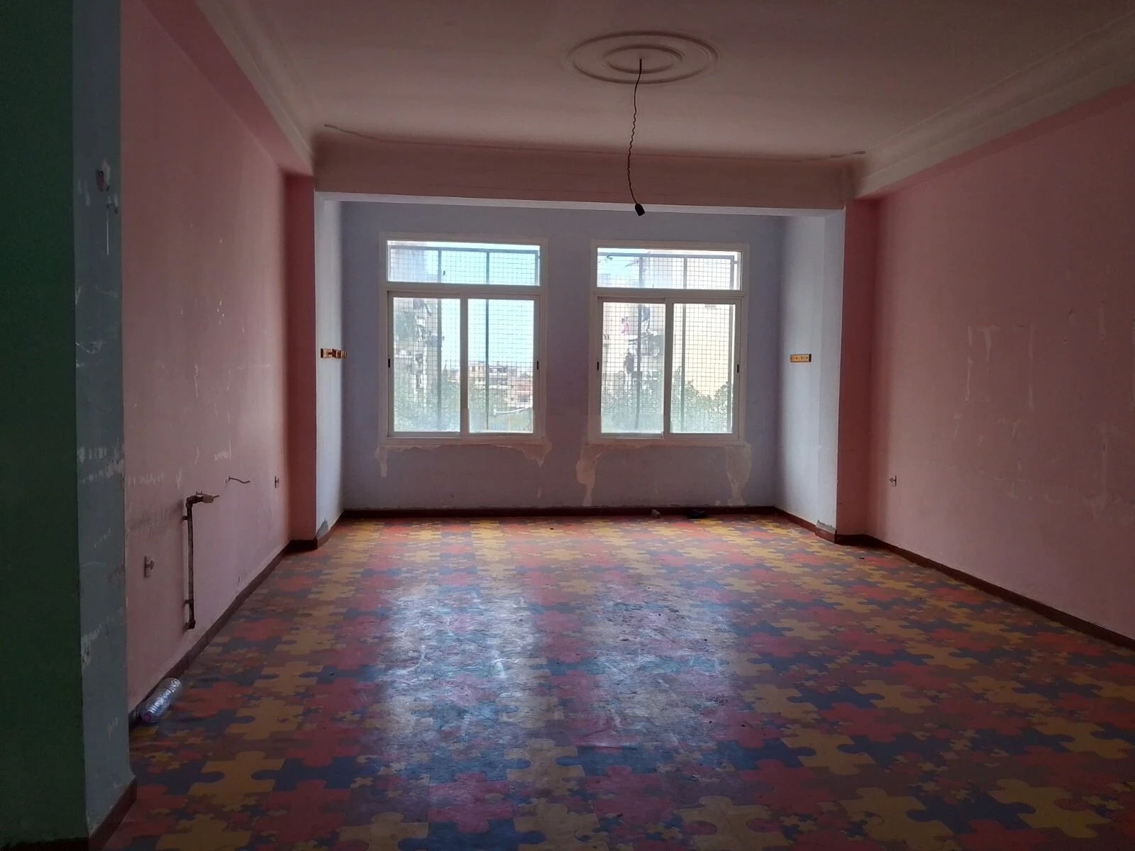 Maison à louer à Khracia