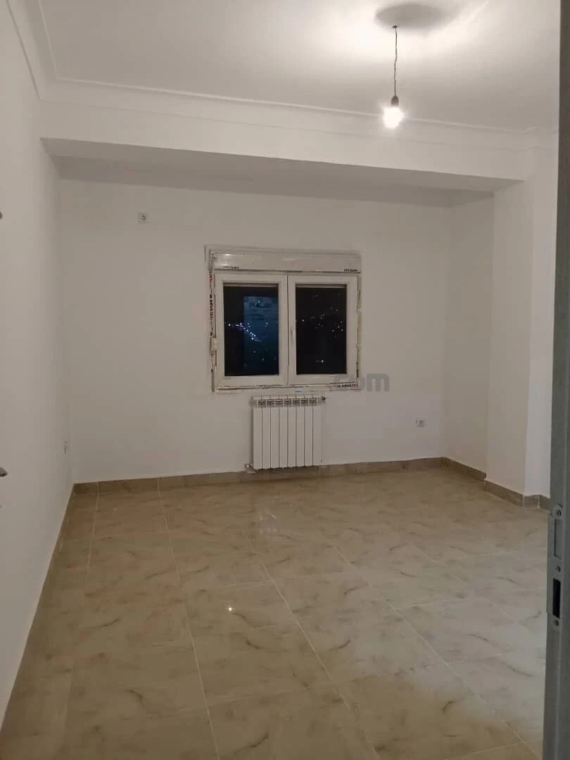 Appartement à vendre à Souidania