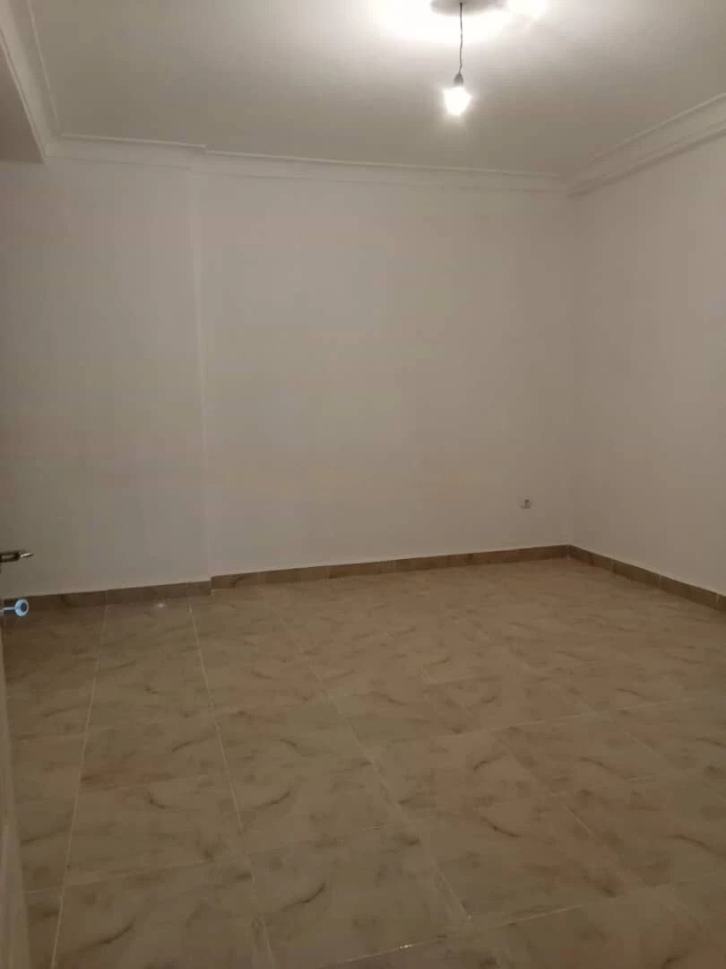Appartement à vendre à Souidania