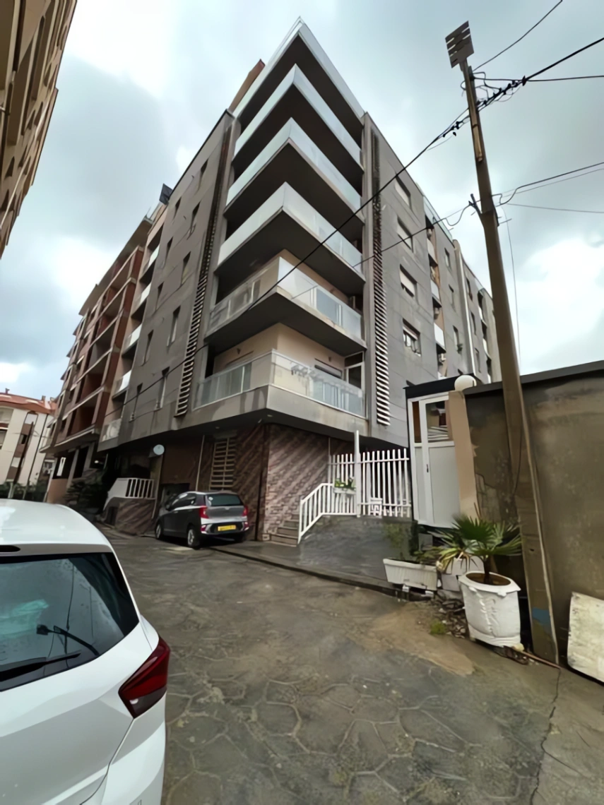 Appartement à vendre à El Achour