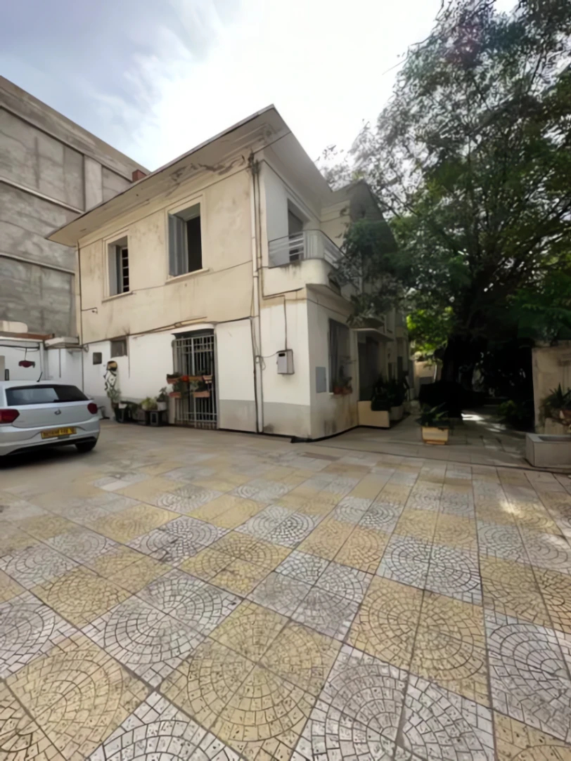 Appartement à vendre à Bir Mourad Rais