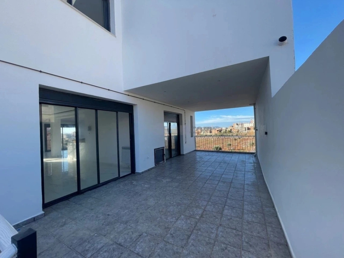 Maison à vendre à Oran