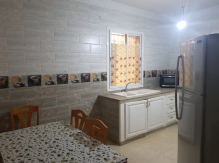 Maison à Ouled Fayet, 120m² - 5 pièces