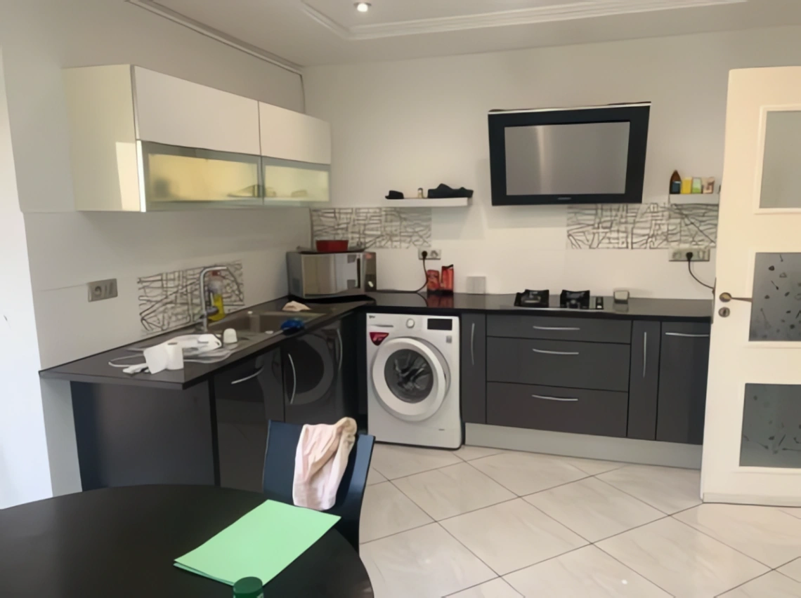 Appartement à vendre à Hydra