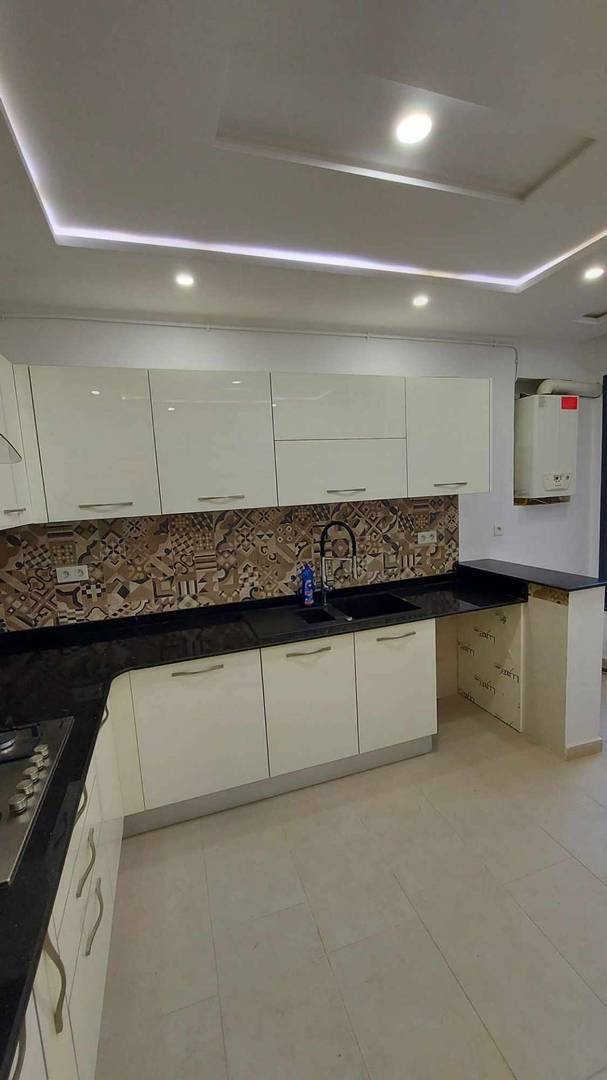 Appartement à vendre à Dely Ibrahim