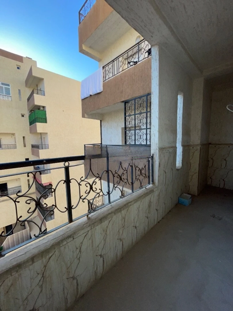 Appartement à vendre à Bab Azzouar