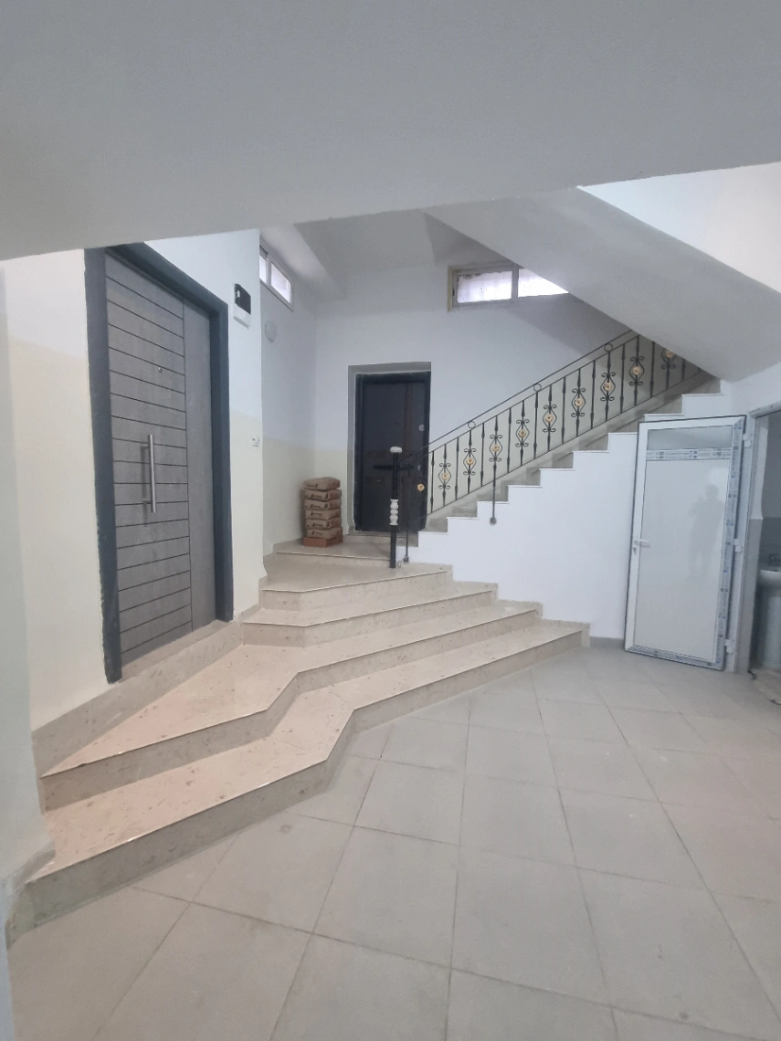Appartement à Alger Centre, 280m² - 15 pièces