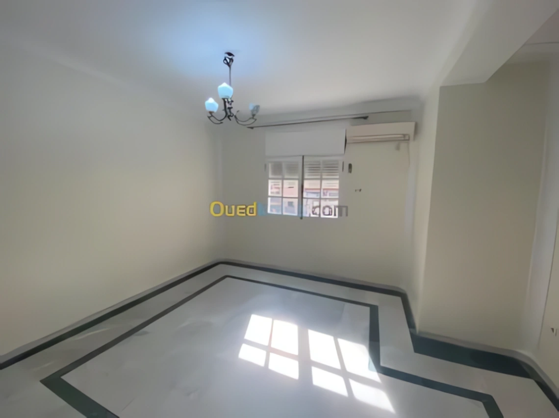 Appartement à louer à Hydra