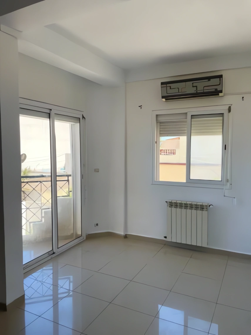 Appartement à vendre à Staoueli