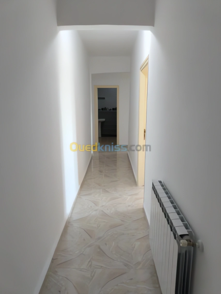 Appartement à louer à Bordj El Kiffan