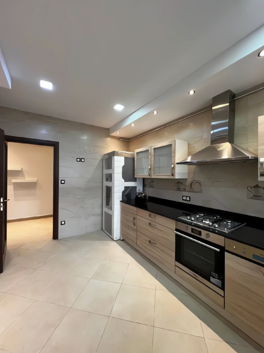 Appartement à vendre à Bab Azzouar