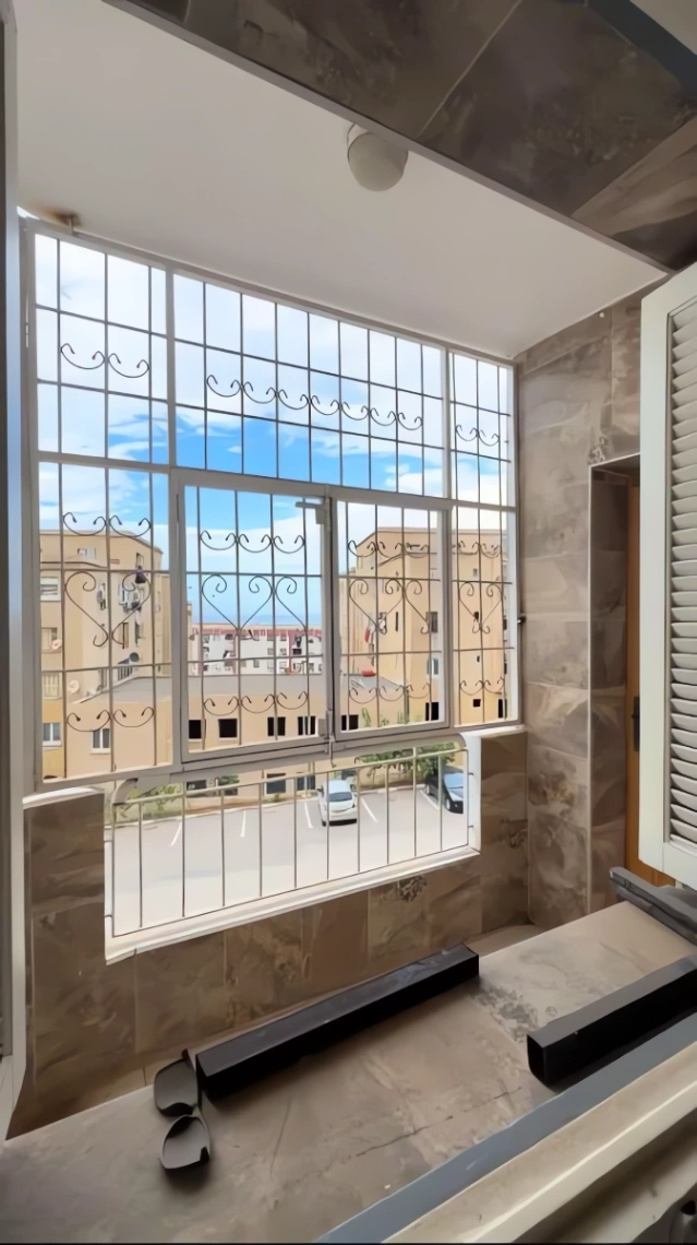 Appartement à vendre à Ain Benian
