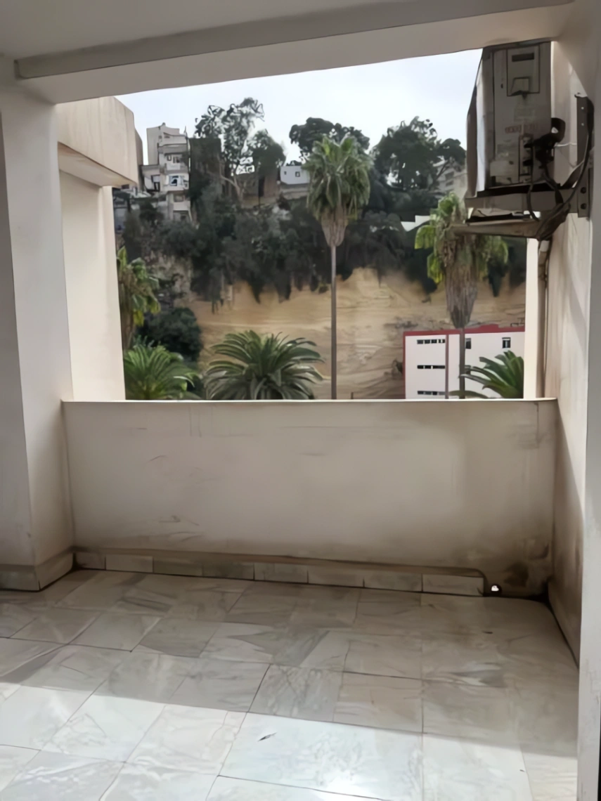 Appartement à vendre à Bir Mourad Rais