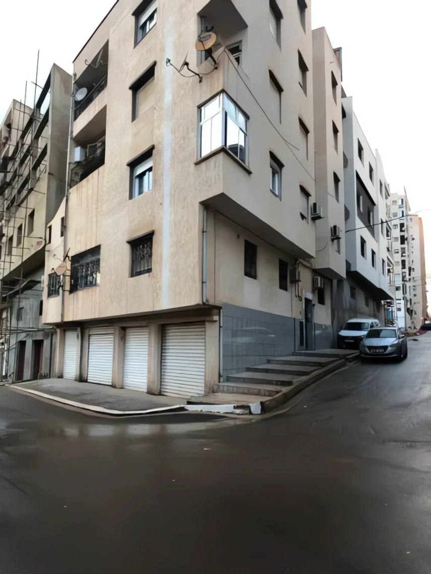 Appartement à vendre à Oran