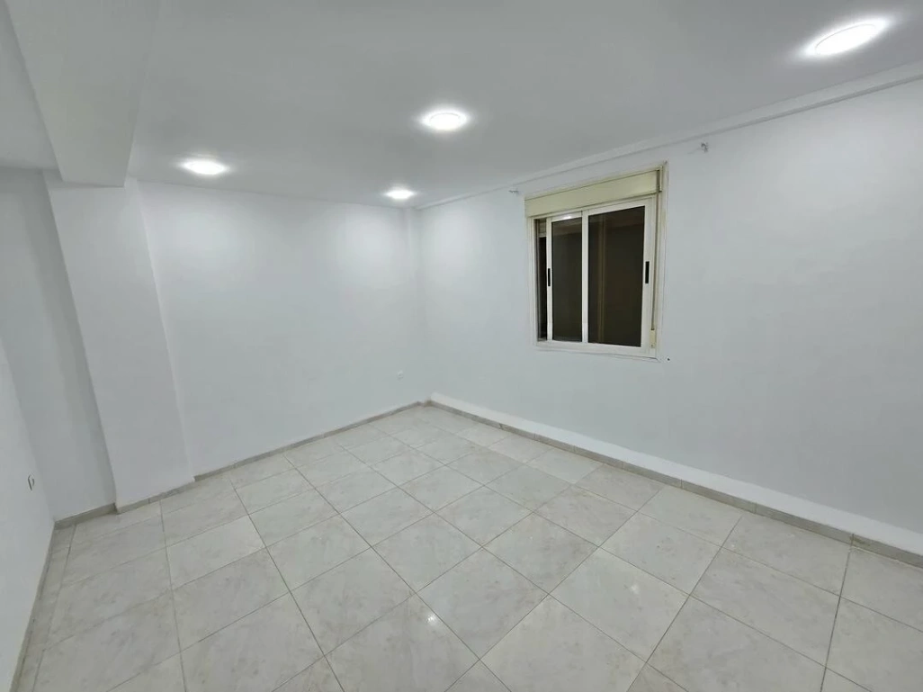 Appartement à louer à Hydra