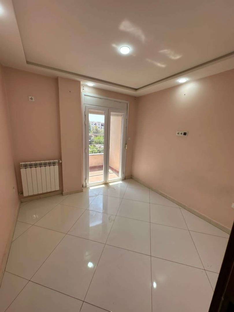 Appartement à vendre à Bordj El Bahri