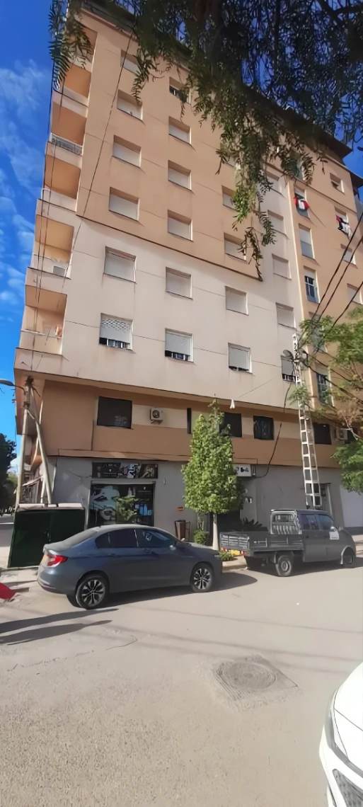 Appartement à vendre à Oran