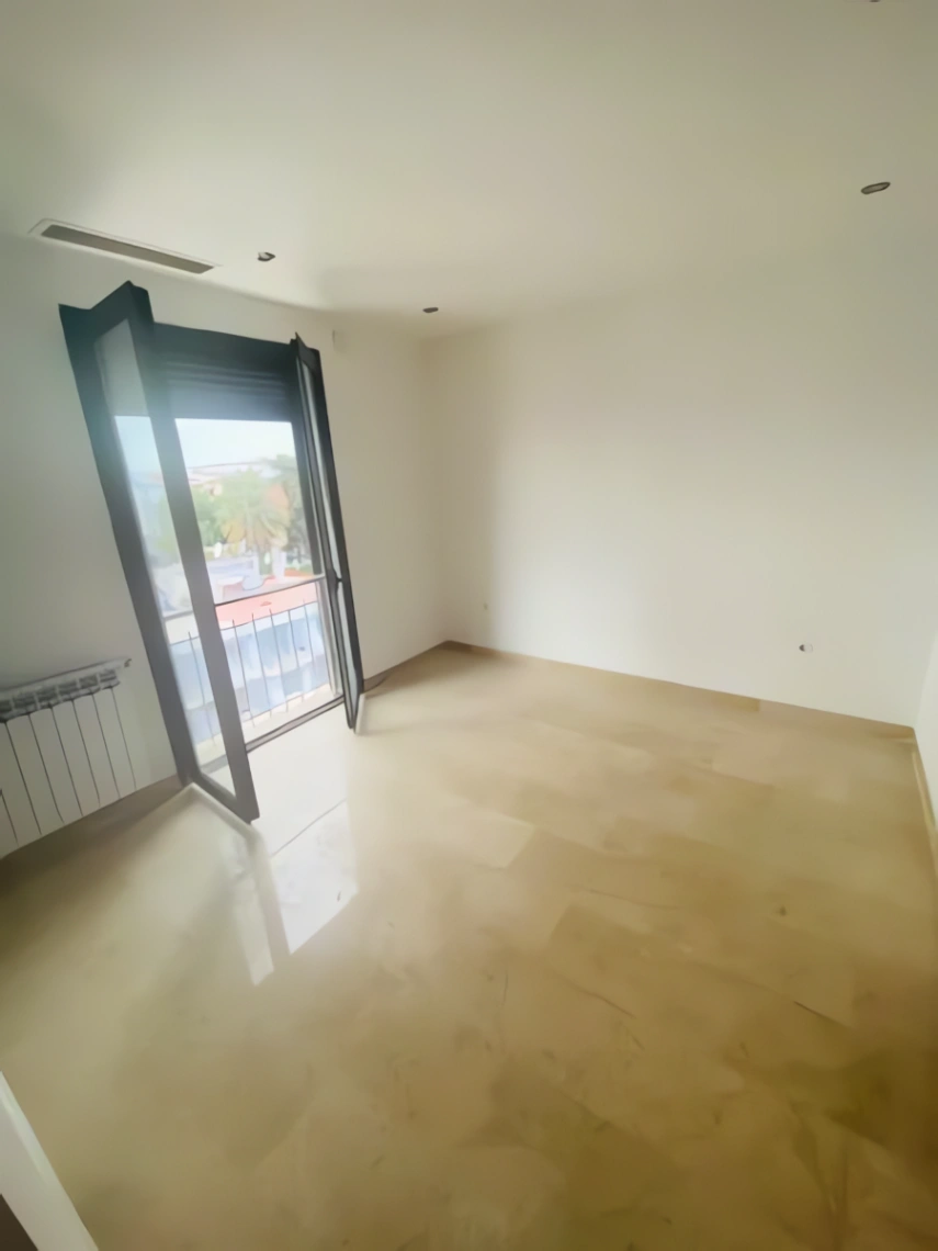 Appartement à vendre à Hydra