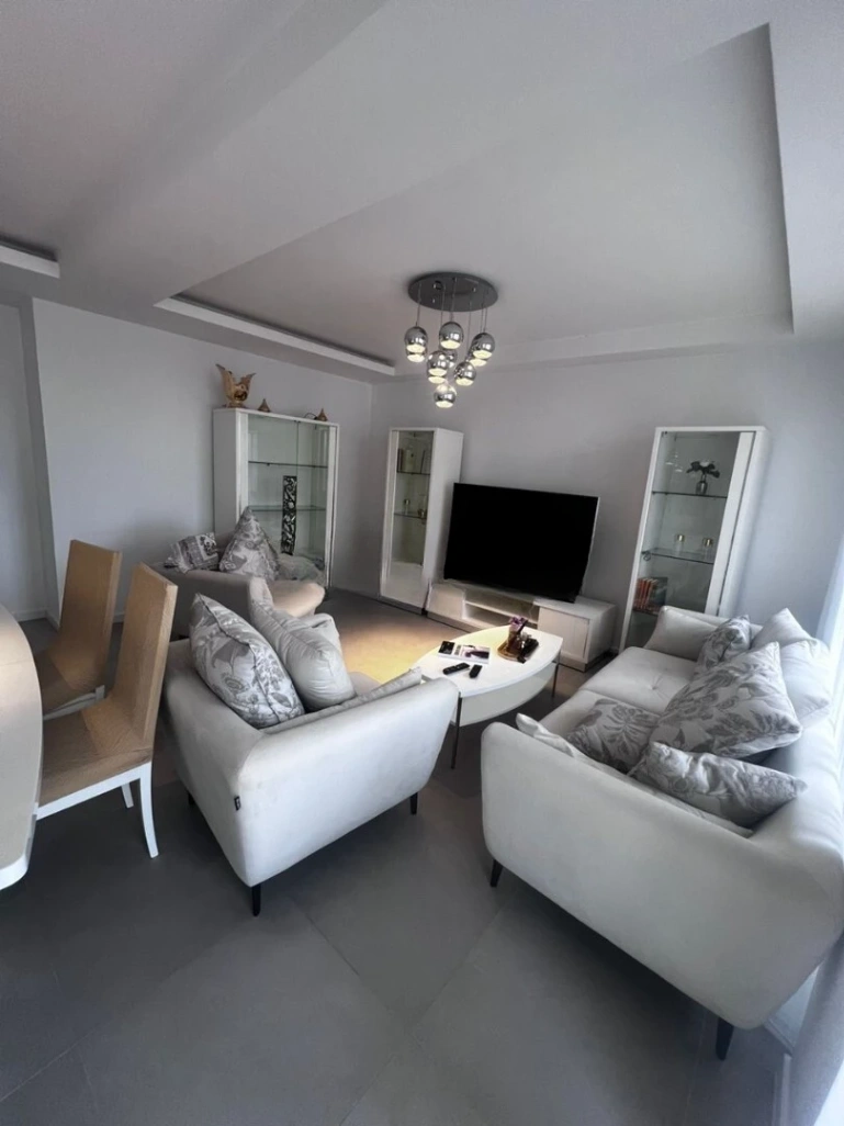 Appartement à louer à Hydra