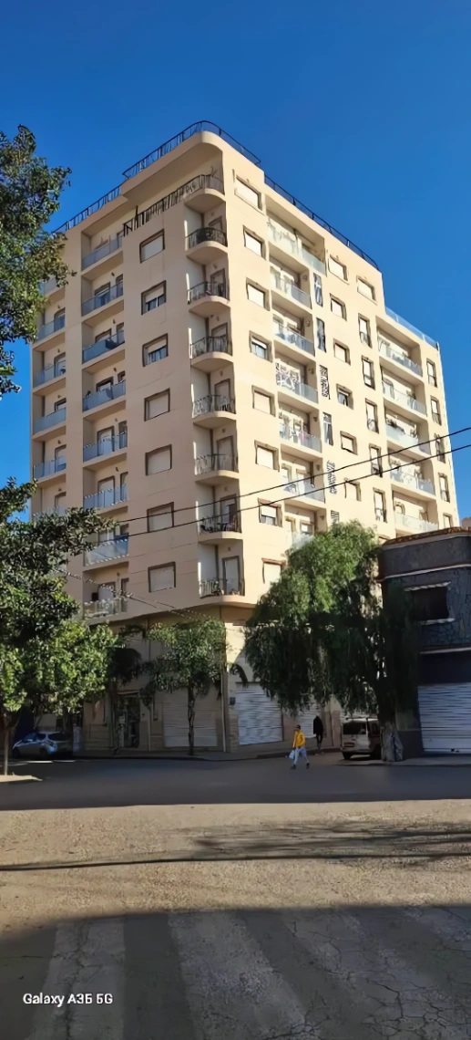 Appartement à Oran, 100m² - 4 pièces