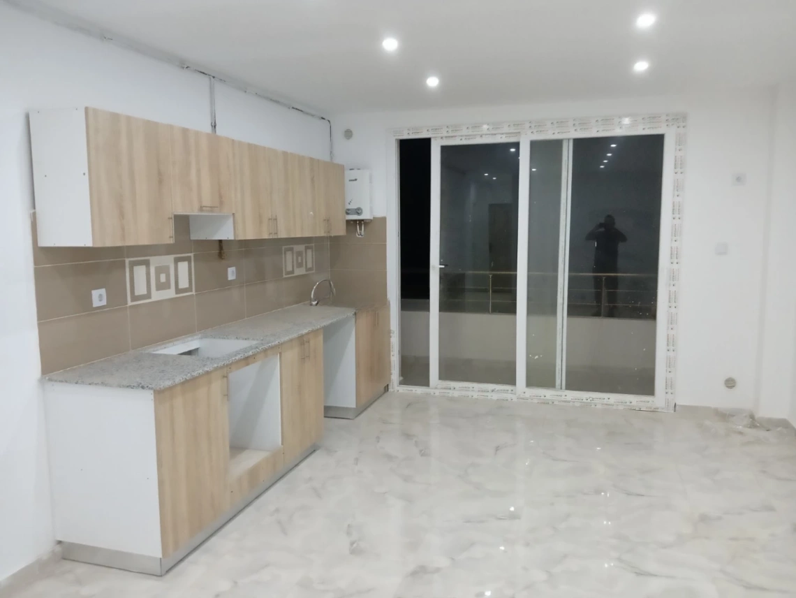 Appartement à Azzefoun, 55m² - 2 pièces